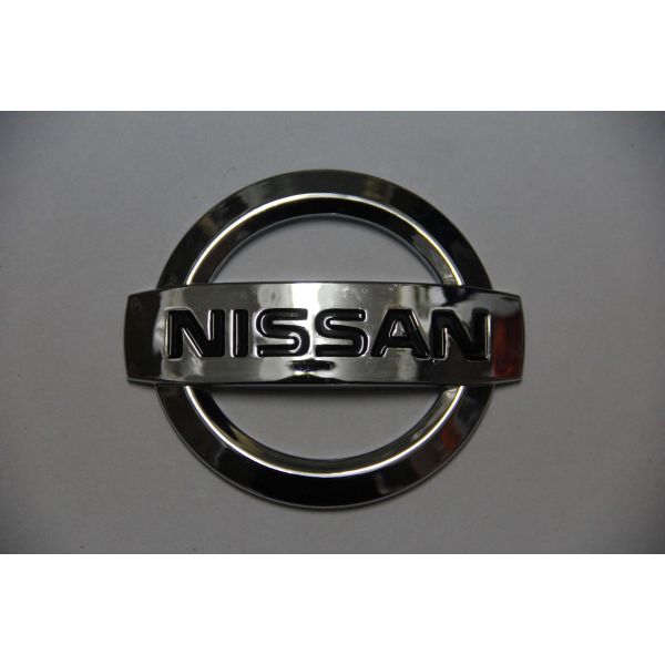 Эмблема Nissan 8.2см-7см Хром