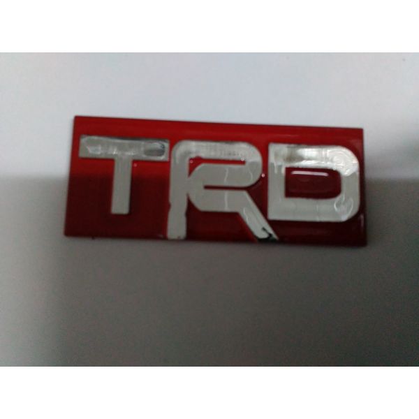 Шильдик TRDкрасный 7,5х4,5см