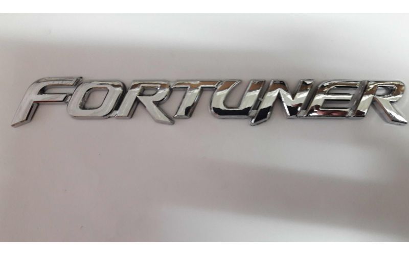 Шильдик Fortuner  24,3х2,3см